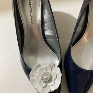 Hand Crafted Leather Shoe Clips White Flower Rhinestones Pearl 2 1/4” x 2 1/4”